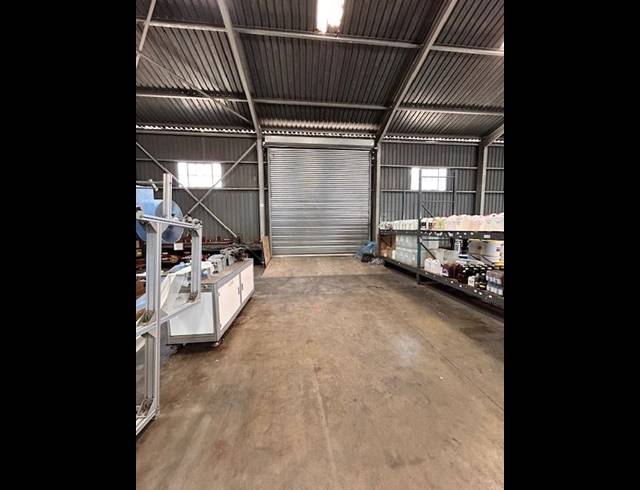 INDUSTRIAL PROPERTY TO RENT IN DEAL PARTY